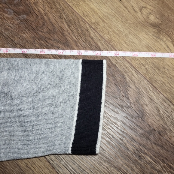 Jones New York Grey & Black Wool Blend Sweater Size XL - Picture 6 of 9